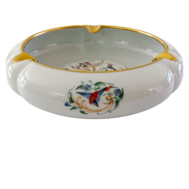 Ceramic Large Vintage French Limoges Porcelain Ashtray With Birds of Paradise & 22k Gold Gilding For Sale - Image 7 of 12