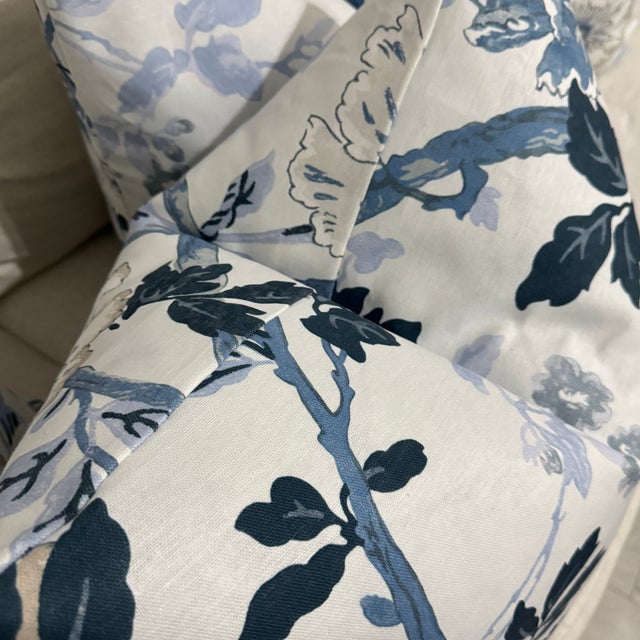 Indigo, Blue & White Floral Linen Pillows Set/4 For Sale - Image 9 of 9