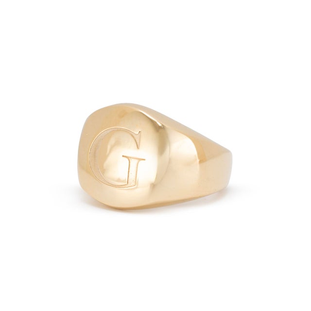David Yurman Men’s David Yurman Streamline G Initial 18k Yellow Gold Pinky Statement Ring For Sale - Image 4 of 8