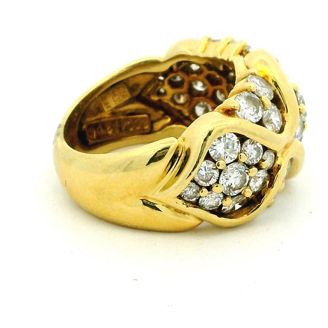1990s Jose Hess 18k Gold 4.50 Carat Diamond Bombe Ring, Size 7 For Sale - Image 4 of 12