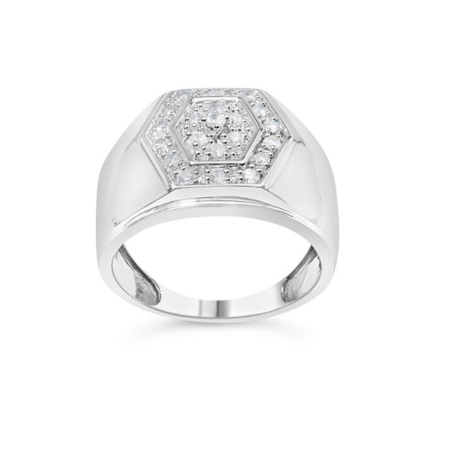 Discover a symbol of elegance and masculinity with this captivating .925 sterling silver ring, rhodium-plated to enhance...
