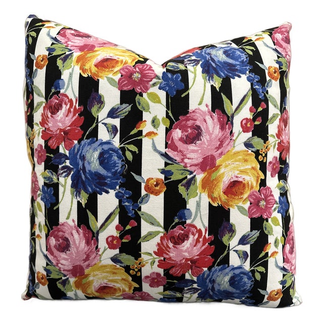 Handcrafted Decorative Pillow Case For Sale