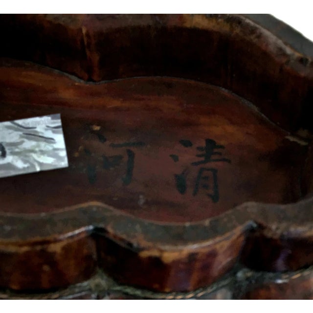 1900s Chinese Wood Platter Tray With Gold Painting For Sale - Image 12 of 13