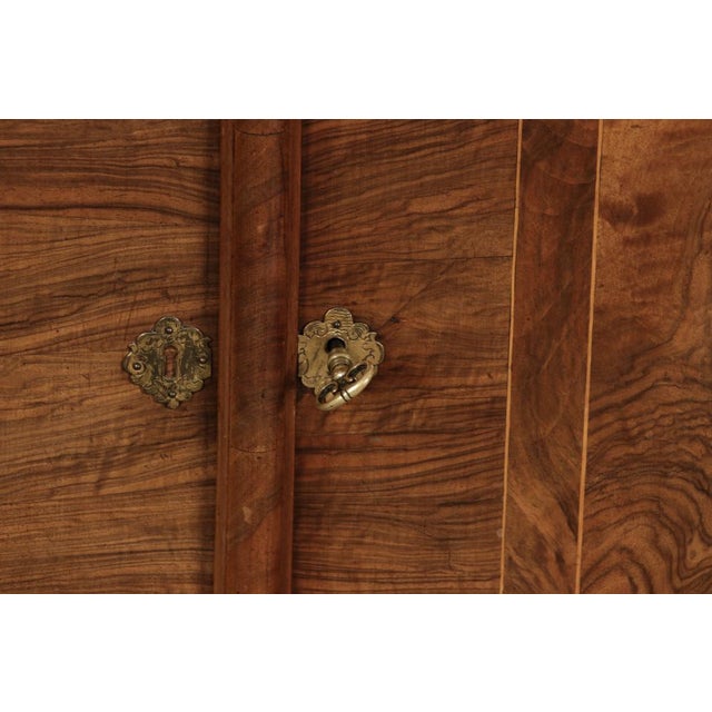 Antique Baroque Cabinet in Walnut, 1740s For Sale - Image 14 of 18