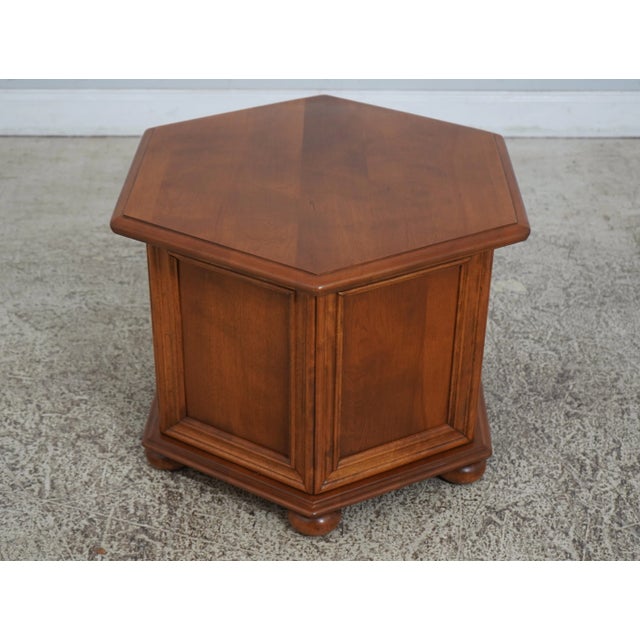 Ethan Allen Nutmeg Maple Hexagon Drum Lamp Table For Sale - Image 10 of 12