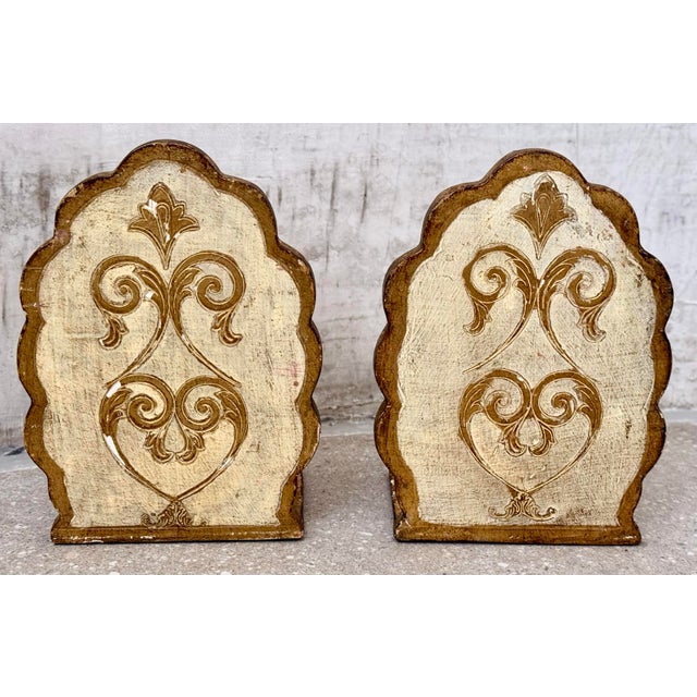 Shabby Chic Vintage Italian Scalloped Edged Florentine Giltwood Bookends- A Pair For Sale - Image 3 of 12