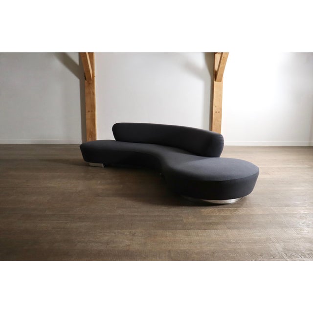 Vintage Serpentine Sofa in Velvet by Vladimir Kagan, 1999 For Sale - Image 10 of 17