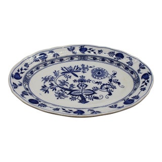 English C. 1891-1911 Wedgwood Onion Pattern Meat Platter For Sale