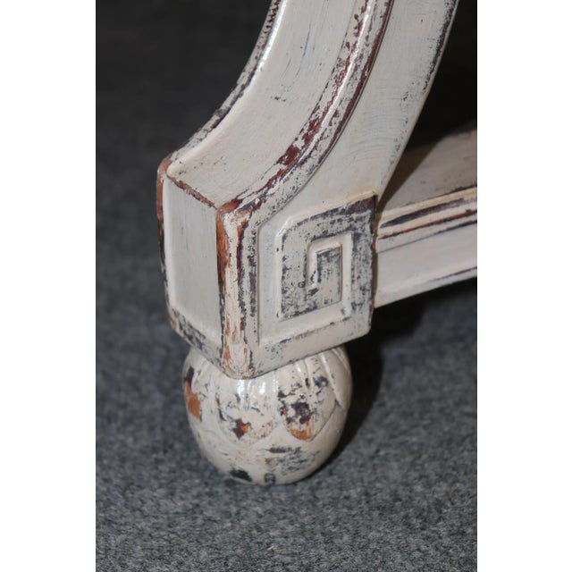 Traditional French Regency Style Distressed Finished Marble Top Round End Table Pedestal For Sale - Image 3 of 12