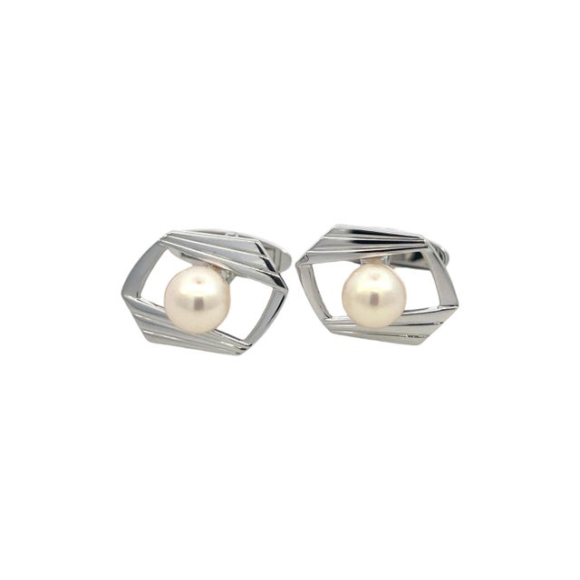 White Mikimoto Estate Akoya Pearl Cufflinks Silver 7.5 mm, 2 pieces For Sale - Image 8 of 11