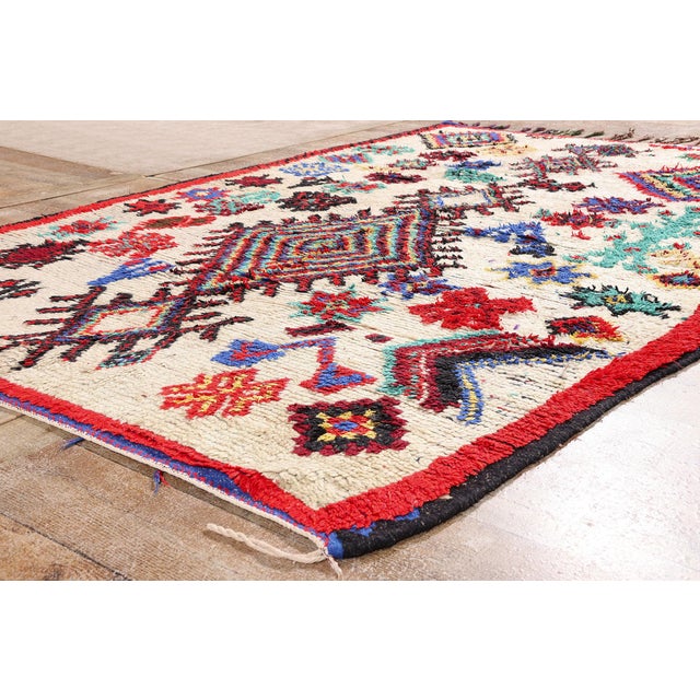 Ivory Vintage Azilal Boucherouite Moroccan Rug, 06'00 X 08'11 For Sale - Image 8 of 10