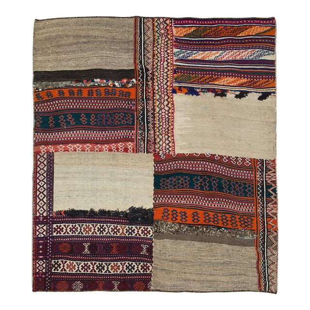 Galerie Shabab Collection Mid-20th Century Persian Flatweave Kilim Rug For Sale