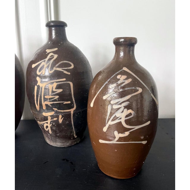 Collection of Four Japanese Tanba Tokkuri Sake Bottles For Sale In Atlanta - Image 6 of 18
