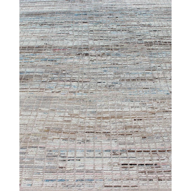 Modern Casual Rug With Hi-Low Design in Cream, White, Brown and Ice Blue 10'3 X 14'3 For Sale In Atlanta - Image 6 of 15