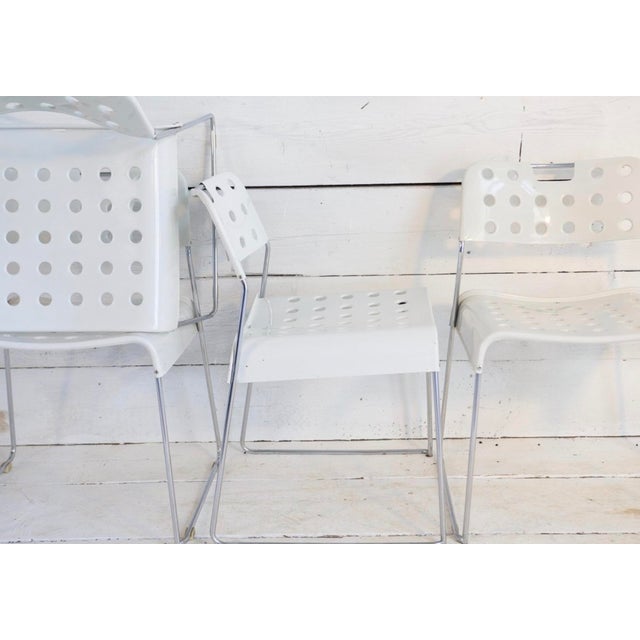 Metal White Omstak Chairs by Rodney Kinsman for Bieffeplast, 1970s, Set of 4 For Sale - Image 7 of 7