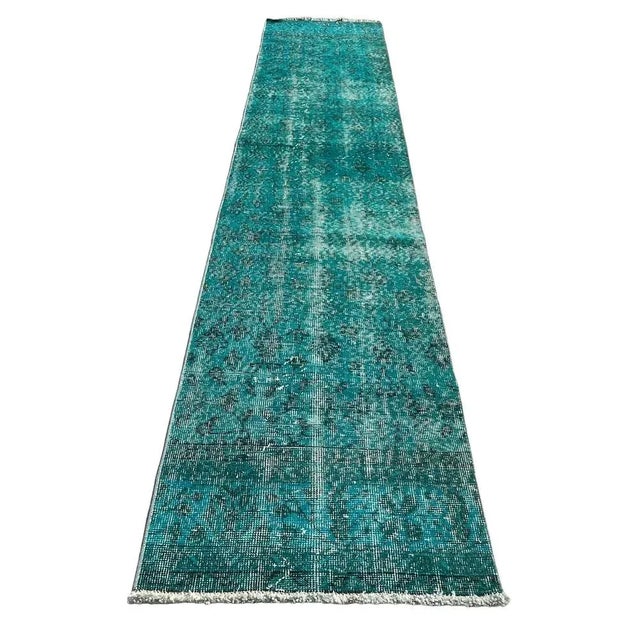 Vintage Turkish Distressed Narrow Runner Rug, 1970s For Sale - Image 3 of 11