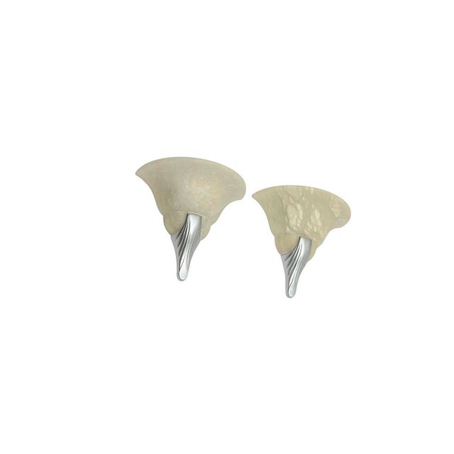 Art Deco Albaster Tulip Shaped Wall Lamps, 1970s, Set of 2 For Sale - Image 4 of 11
