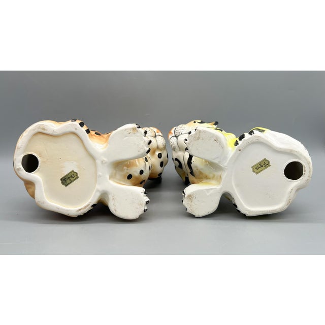 Vintage Shafford Japan Ceramic Leopard & Tiger Cub Figurines — Hand-Painted Pair — Hollywood Regency / Whimsical For Sale - Image 9 of 11