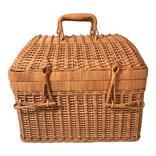 Vintage Rounded Top Wicker Basket For Sale