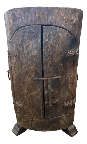 18th C. Spanish Shepherds Trunk