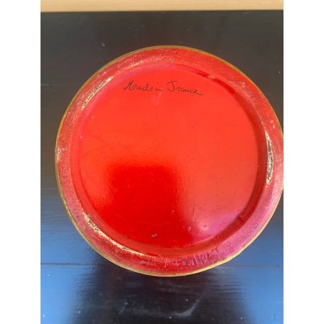 Red French Red & Gold Tole Cachepot With Lion Head Handles and Pierced Gallery Rim For Sale - Image 8 of 8