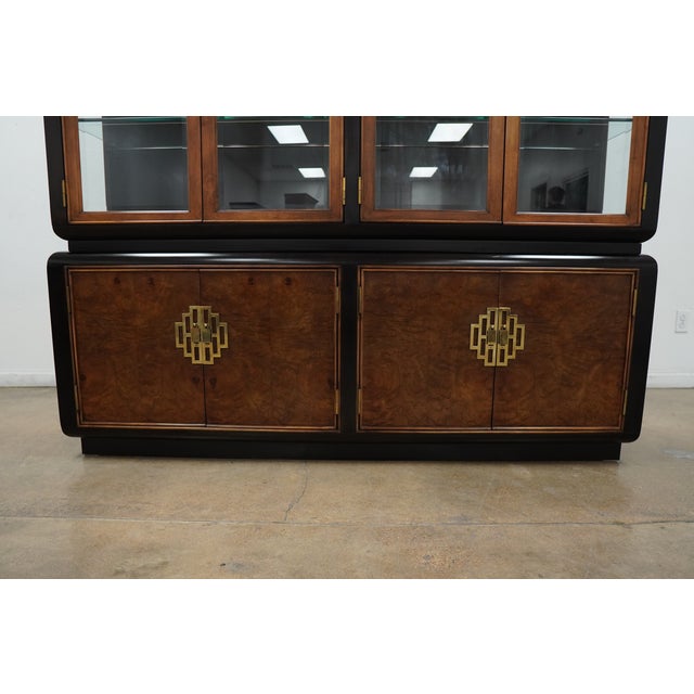 Brown Vintage Century Chin Hua Chinoiserie Dual Display Cabinet, Attributed For Sale - Image 8 of 18