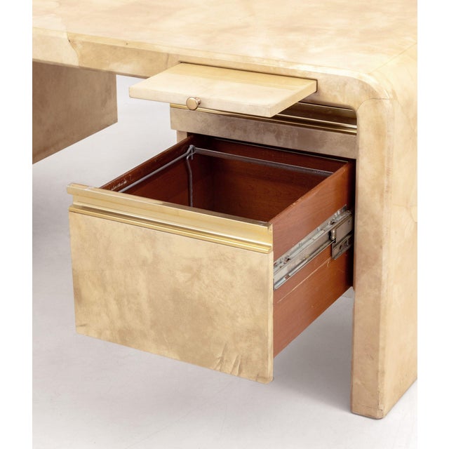 Karl Springer Goatskin Desk and Chair, Ca. 1970 For Sale In New York - Image 6 of 13