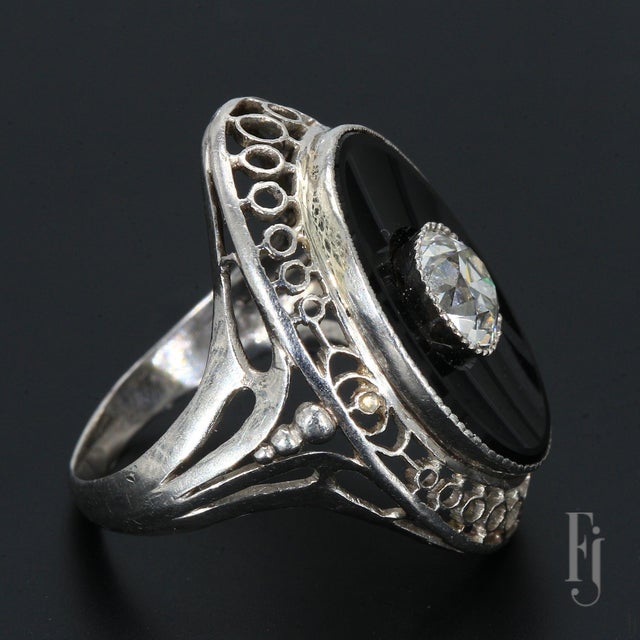 Vintage Platinum Cocktail Ring With 1ct. 6.5mm Diamond - Size 6.25 For Sale - Image 4 of 6