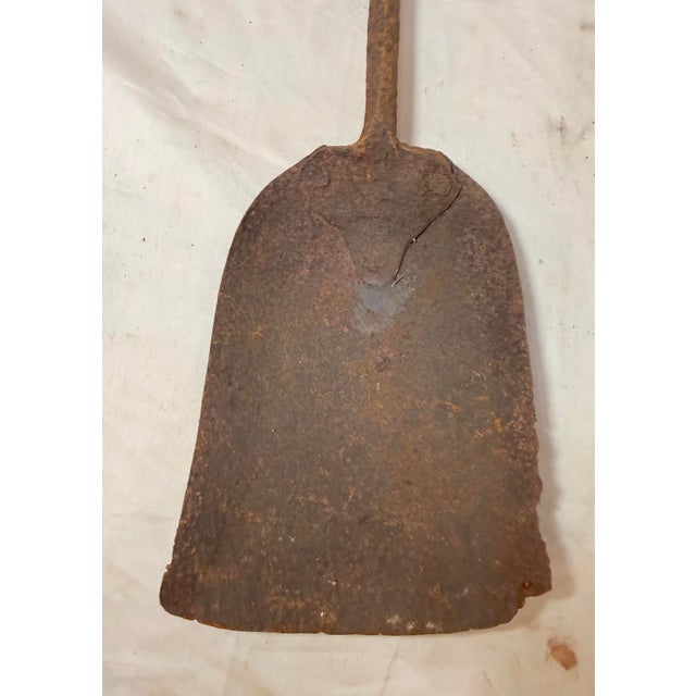 18th Century Antique 18th Century Wrought Iron Turned Brass English Fireplace Shovel Tool 16 For Sale - Image 5 of 11