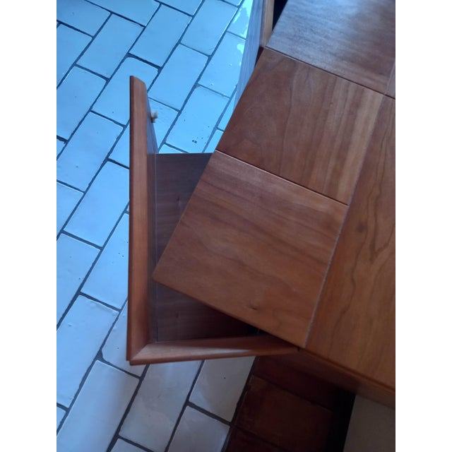 Red Quadro Sideboard by Ferdinando Meccani for Meccani Arredamenti, 1985 For Sale - Image 8 of 9