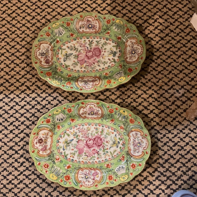 Ceramic Pair of Late 18th/ Early 19th Century Clobbered Plates For Sale - Image 7 of 7