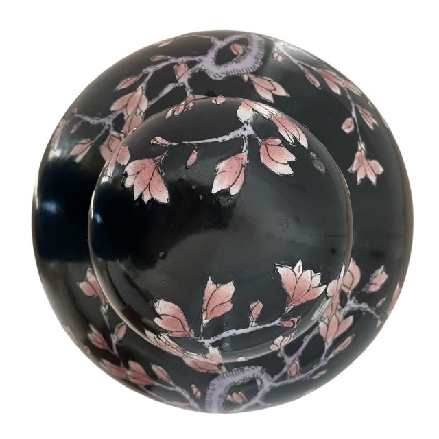 Chinoiserie Large Vintage Chinoiserie Famille Noire Ginger Jar Black Floral Ceramic. For Sale - Image 3 of 7