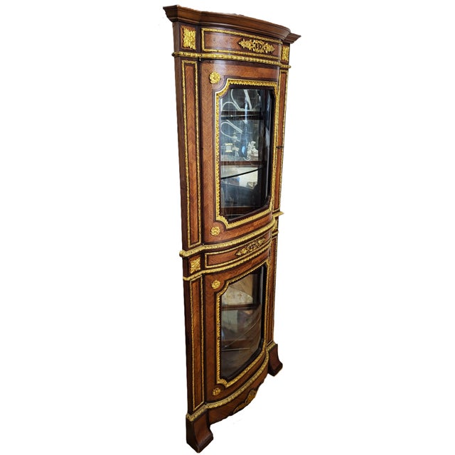 Fresh from a New York City estate, we have a great pleasure to offer you this gorgeous large Antique French Late 19th /...