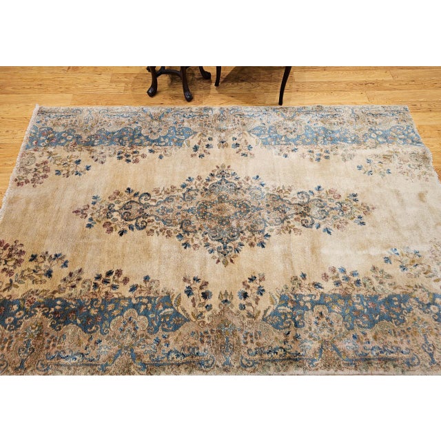 Vintage Persian Kerman Rug, Hand-Knotted Wool, Floral Pattern, Ivory & Blue, 5x7 For Sale - Image 4 of 15