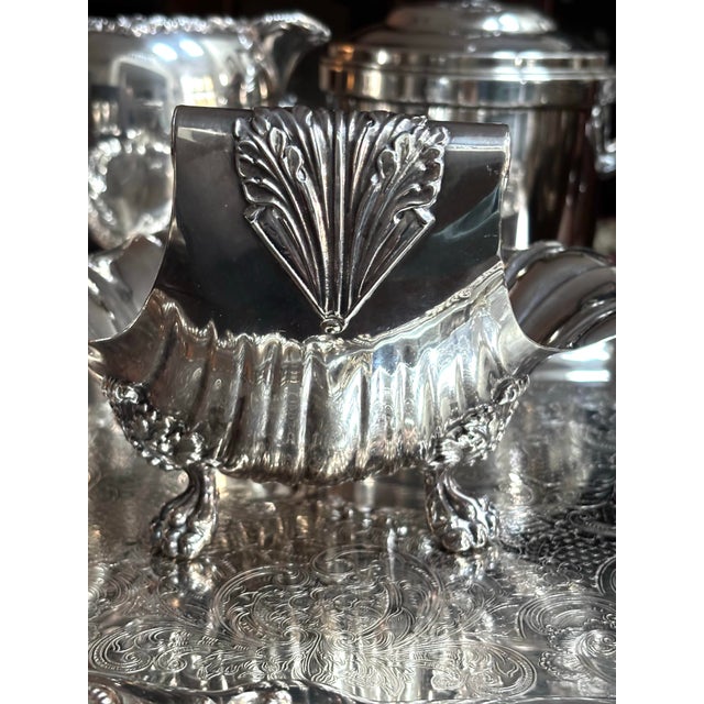 English Stunning 1930’s English Nayler Brothers &Sons SilverPlated Shell Form Claw Feet 9.5”x9” For Sale - Image 3 of 10