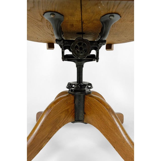 American Swivel Office Armchair in Oak with Leather Seat, 1900s For Sale - Image 10 of 18
