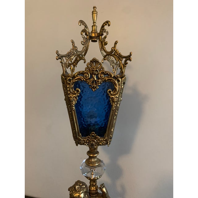 French 1930s French Gilt Cherub Lamp With Glass and Marble Details For Sale - Image 3 of 5