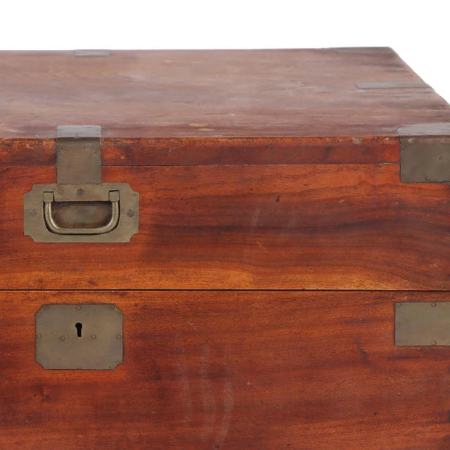 Late 19th Century Campaign Marine Chest in Camphor Wood For Sale In Philadelphia - Image 6 of 9