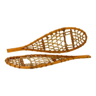Vintage Mid 1900s Hand Made Miniature Maine Indigenous Ash Wood & Sinew Souvenir Snow Shoes - a Pair For Sale