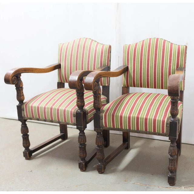 Set of Mid-Century Chestnut Armchairs, Spain, in Good conditions. Designed 1920 to 1949