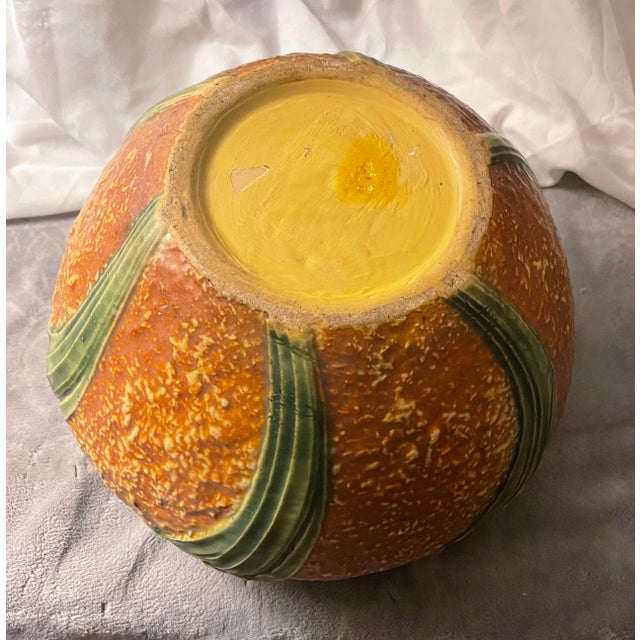 Roseville Jonquil Jardiniere Planter Large VTG 1931 Textured Brown Green Floral 621-10, Attributed For Sale - Image 6 of 12