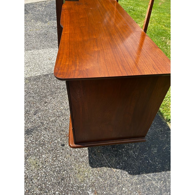 Brown Mid Century United Long Dresser and Tall Boy For Sale - Image 8 of 12