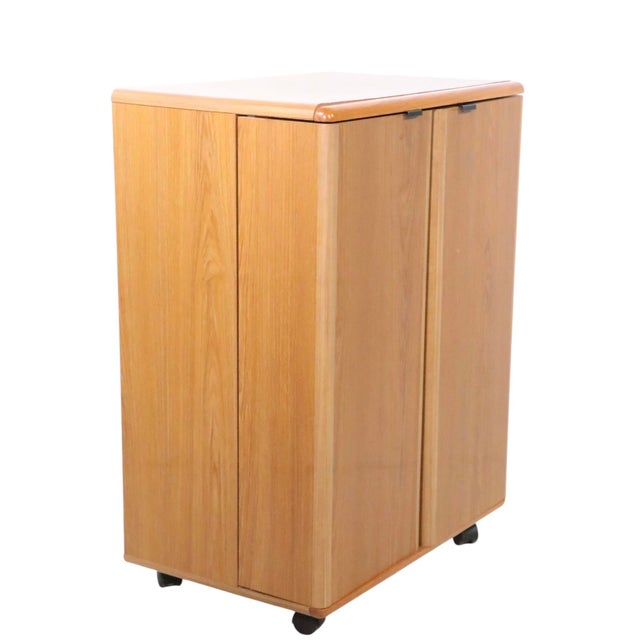 Late 20th Century Vintage 1970/80's Cabinet Dry Bar For Sale - Image 5 of 14