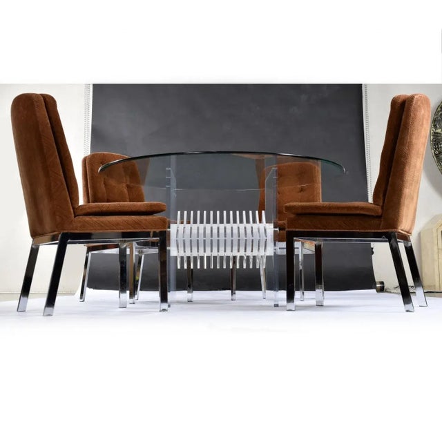 Postmodern Clear Lucite Acrylic Pedestal Dining Table With Round Glass and Prism Center For Sale - Image 3 of 14