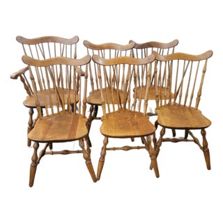 Nichols & Stone Windsor Traditional Fiddleback Maple Dining Chairs Set Six 1960s For Sale