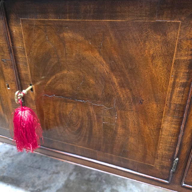 Antique Circa 1795-1810 English George III Flame Mahogany Cabinet Sideboard With Cellarette Drawers For Sale - Image 16 of 18