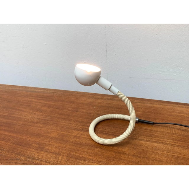 Vintage Italian Space Age Hebi Table Lamp by Isao Hosoe for Valenti Luce For Sale - Image 16 of 18
