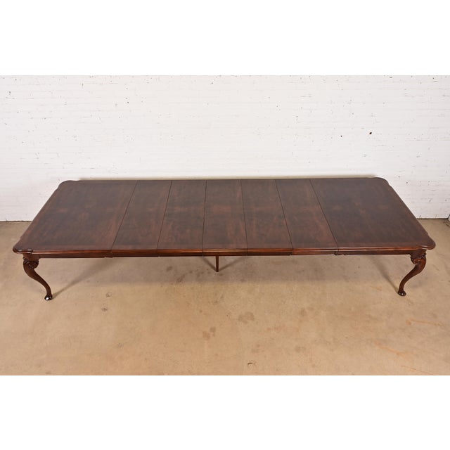 1940s Saybolt Cleland Georgian Burled Walnut Monumental Extension Dining Table, Newly Refinished For Sale - Image 5 of 12