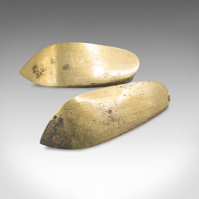 Pair of Small Vintage Slipper Ashtrays, Indian Brass Cigarette Rest, Mid Century For Sale - Image 9 of 9