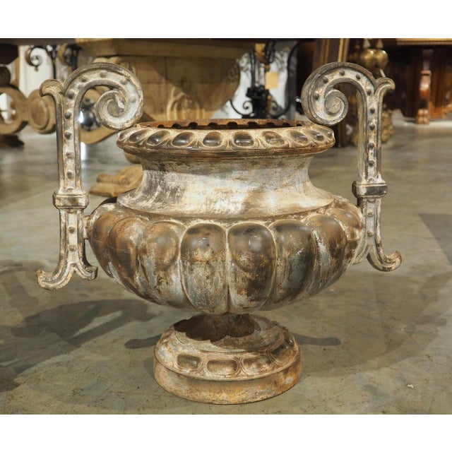 Pair of 19th Century Alfred Corneau Stamped Cast Iron Pots From France, “No. 2” For Sale - Image 12 of 18